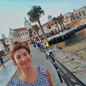 Meet your Posher, Cindy